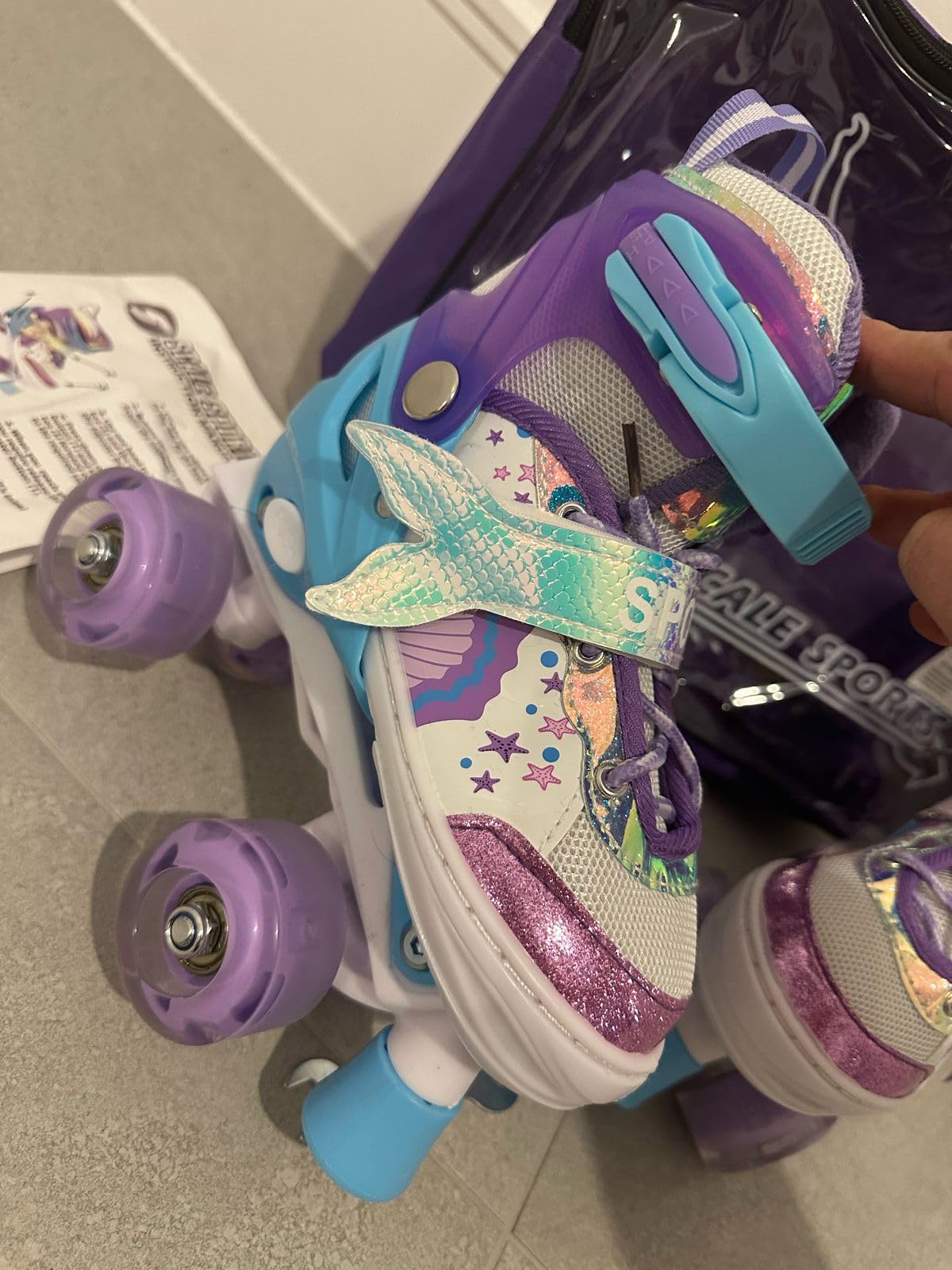 Review for Scale Sports Girls' Mermaid Tail Roller Skates for Girls & Toddlers, Beginner Adjustable Skates with Light Up Wheels | Purple
